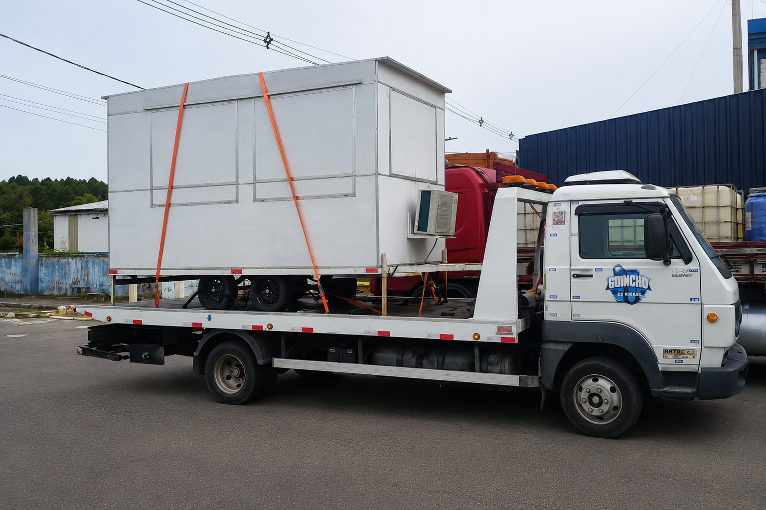 Transporte especializado de estrutura em plataforma